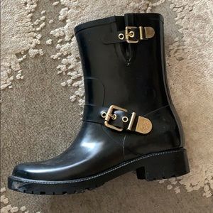 Vince Camuto Rain Boot